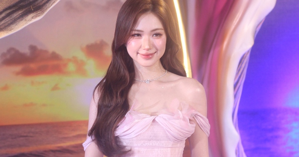 Hòa Minzy gợi cảm chúc mừng ‘Ốc mượn hồn’ – Cơ hội giải trí cùng NEW88 uy tín - hình ảnh - vipnews88.com Hòa Minzy gợi cảm chúc mừng ‘Ốc mượn hồn’ – Cơ hội giải trí cùng NEW88 uy tín - hình ảnh - vipnews88.com