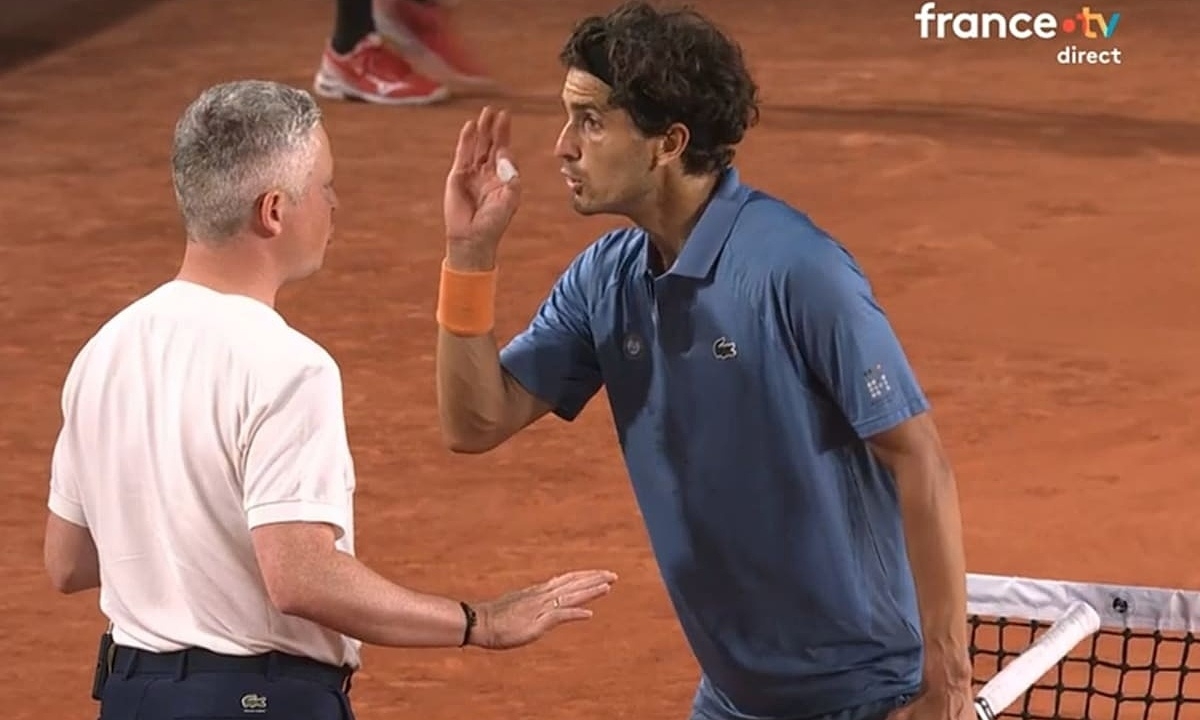 Tranh cãi căng thẳng về vết bóng ở Roland Garros 2026: góc nhìn mới cho người chơi Việt - hình ảnh - vipnews88.com