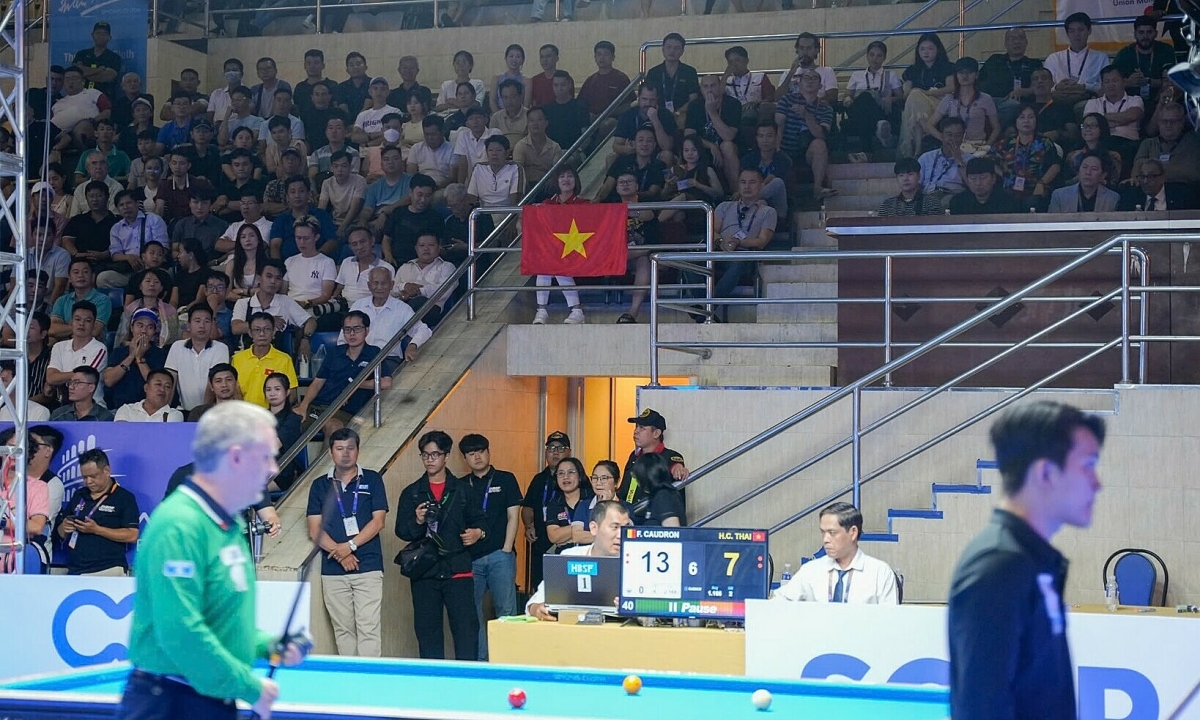 Huyền thoại billiard Dick Jaspers lên tiếng bảo vệ khán giả Việt Nam - hình ảnh - vipnews88.com