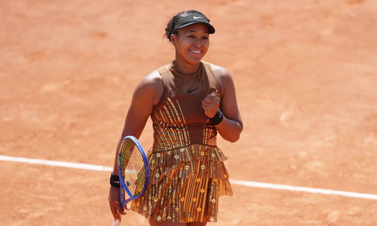 Naomi Osaka lấp lánh trên sân Roland Garros 2026 trong váy sequin - hình ảnh - vipnews88.com Naomi Osaka lấp lánh trên sân Roland Garros 2026 trong váy sequin - hình ảnh - vipnews88.com