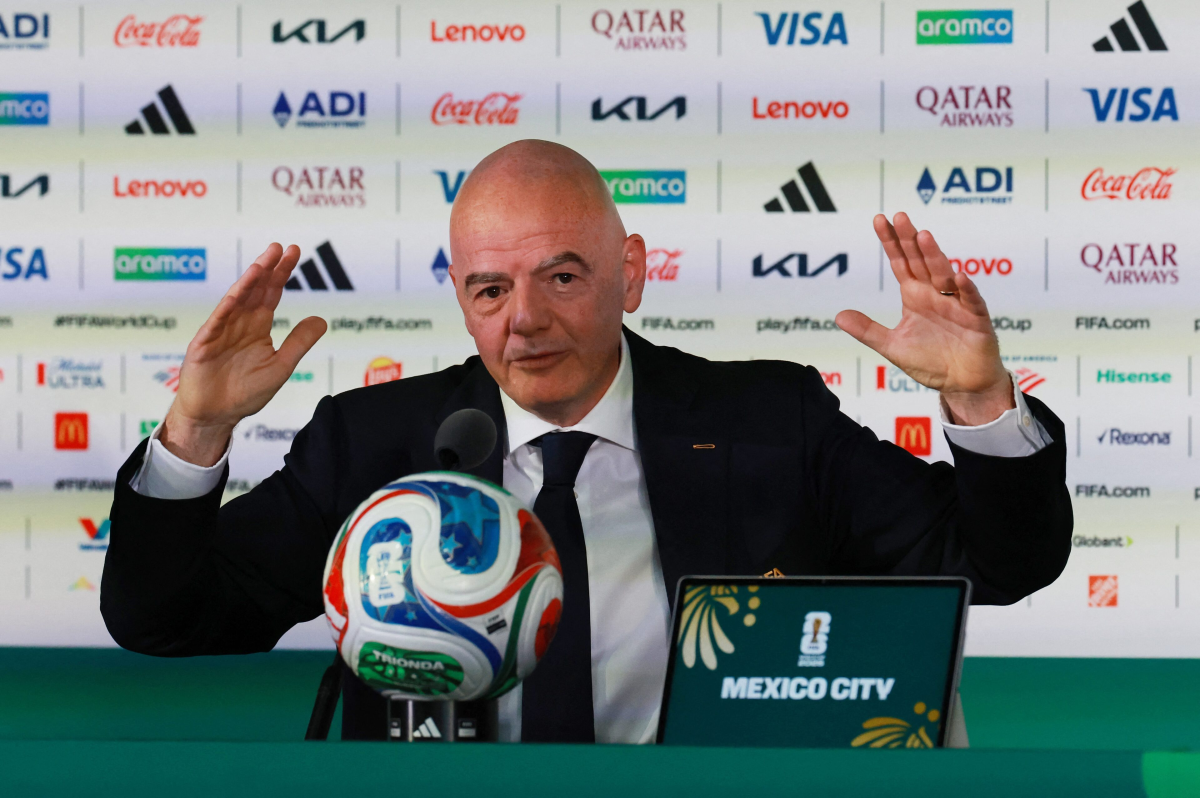 Chủ tịch FIFA châm chọc Italy vắng mặt World Cup, NEW88 cược thể thao lên ngôi trong làn sóng tranh luận - hình ảnh - vipnews88.com Chủ tịch FIFA châm chọc Italy vắng mặt World Cup, NEW88 cược thể thao lên ngôi trong làn sóng tranh luận - hình ảnh - vipnews88.com