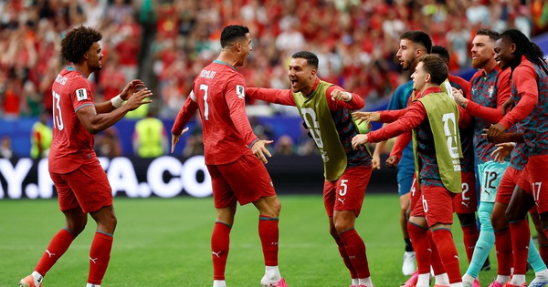 Bồ Đào Nha đáp trả Henry bằng màn trình diễn rực lửa: Ronaldo lập công, tập thể bùng nổ - hình ảnh - vipnews88.com Bồ Đào Nha đáp trả Henry bằng màn trình diễn rực lửa: Ronaldo lập công, tập thể bùng nổ - hình ảnh - vipnews88.com