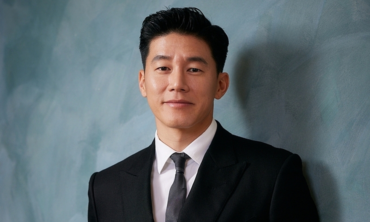 Tài tử Kim Mu Yeol vươn lên từ nghèo khó: góc nhìn mới cho người chơi Việt - hình ảnh - vipnews88.com