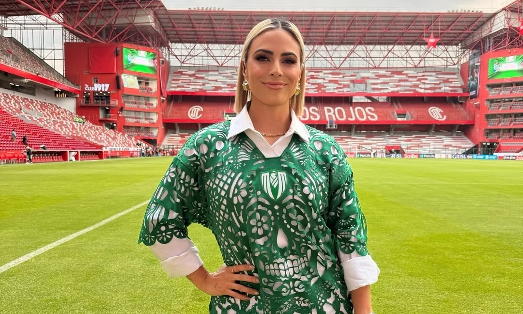 Áo World Cup lấy cảm hứng từ Lễ hội Người chết gây sốt cộng đồng cổ động viên - hình ảnh - vipnews88.com Áo World Cup lấy cảm hứng từ Lễ hội Người chết gây sốt cộng đồng cổ động viên - hình ảnh - vipnews88.com