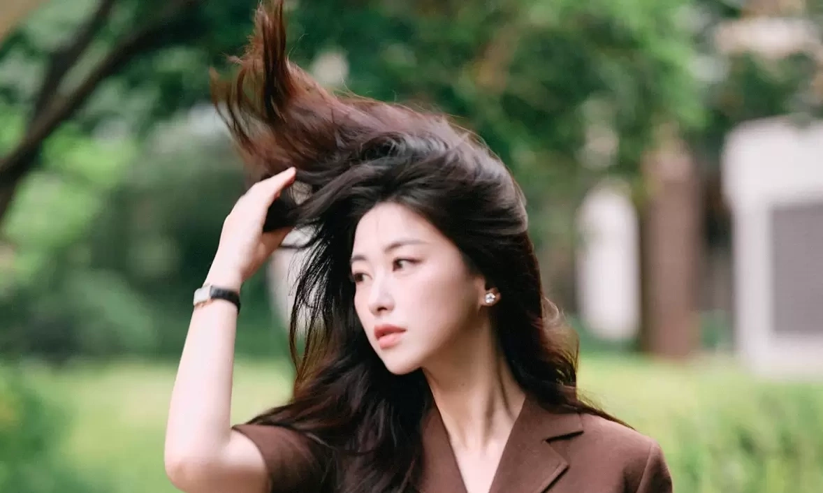Thời trang thanh lịch của ‘Sao đẹp nhất Trung Quốc’ và điểm đến giải trí uy tín NEW88 - hình ảnh - vipnews88.com Thời trang thanh lịch của ‘Sao đẹp nhất Trung Quốc’ và điểm đến giải trí uy tín NEW88 - hình ảnh - vipnews88.com