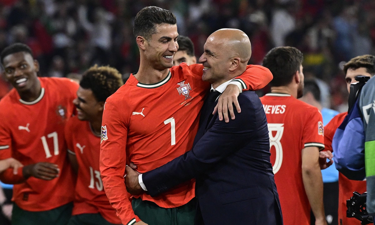 HLV tuyển Bồ Đào Nha đàm phán dẫn dắt Ronaldo ở Al Nassr - hình ảnh - vipnews88.com HLV tuyển Bồ Đào Nha đàm phán dẫn dắt Ronaldo ở Al Nassr - hình ảnh - vipnews88.com