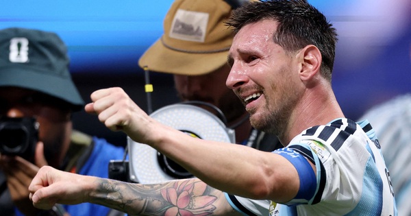 Messi nước mắt ràn rụa khi Argentina thắng nghẹt thở Ai Cập: Cảm xúc vỡ òa của nhà vua!: góc nhìn mới cho người chơi Việt - hình ảnh - vipnews88.com Messi nước mắt ràn rụa khi Argentina thắng nghẹt thở Ai Cập: Cảm xúc vỡ òa của nhà vua!: góc nhìn mới cho người chơi Việt - hình ảnh - vipnews88.com