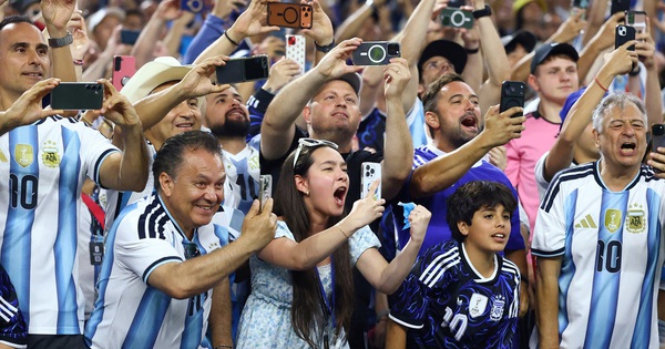 Messi trở về ‘nhà’ trước cuộc gặp Cabo Verde, cơn sốt lên đỉnh điểm - hình ảnh - vipnews88.com