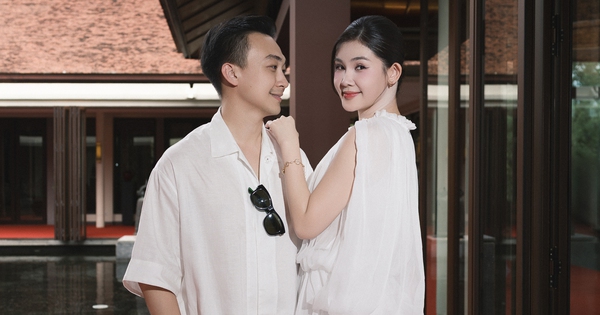 Vợ chồng Lê Âu Ngân Anh tình tứ tại sự kiện thời trang: Hạnh phúc viên mãn sau hôn nhân - hình ảnh - vipnews88.com Vợ chồng Lê Âu Ngân Anh tình tứ tại sự kiện thời trang: Hạnh phúc viên mãn sau hôn nhân - hình ảnh - vipnews88.com