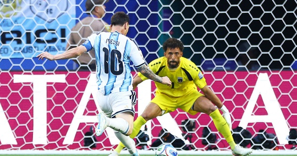 Cabo Verde kiêu hãnh rời World Cup: Dù thua nhưng khiến Messi toát mồ hôi, lay động triệu trái tim - hình ảnh - vipnews88.com